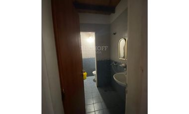 LOCAL COMERCIAL EN AMPLIO TERRENO A DOS CUADRAS DEL MAR, LAS GAVIOTAS