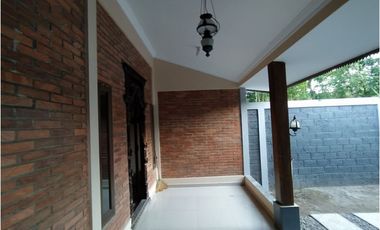 Kini Lebih Murah, Limasan Klasik Siap Huni di Area Prambanan. Bisa KPR