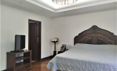 12157 Casa en venta en sector Las Lomas, Poblado. Medellin