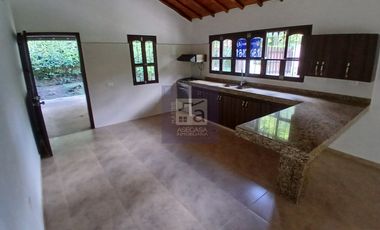 COD. 2788 - SE ARRIENDA CASA - BARRIO: VEREDA LOS COLORADOS