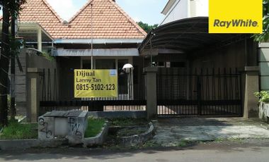 Dijual/Disewakan Harga Murah Rumah Pusat Kota di Jl Wr Supratman, Surabaya
