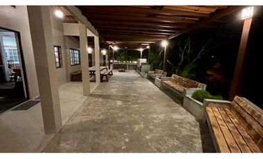 SE VENDE CASA DE CAMPO EN ALTOS DE CAMPANA