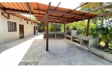 SE VENDE CASA DE CAMPO EN ALTOS DE CAMPANA