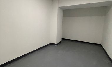 Oficina Edificio REITZ III/ Metro El Salto/ Calle Limache/