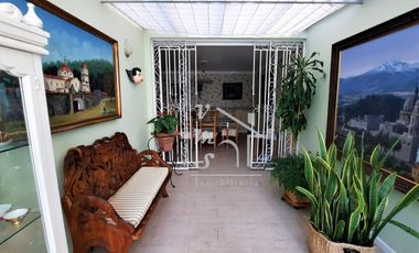 RESIDENCIA EN VENTA COL. MORELOS TOLUCA, EDOMEX