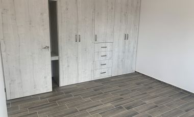 Hermosa en RENTA Casa Nueva de dos niveles,  Condominio Los Encinos