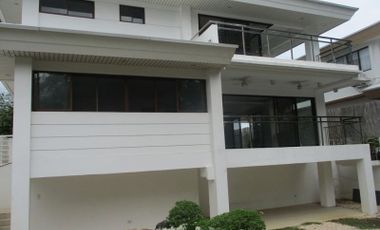 House for rent in Cebu City, Paradise Village with view to Golf Course