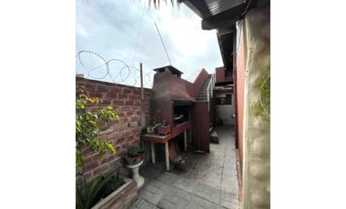 VENTA COMPLEJO DE 4 DEPTOS. FRENTE AL FARO. IDEAL INVERSION.PERMUTA