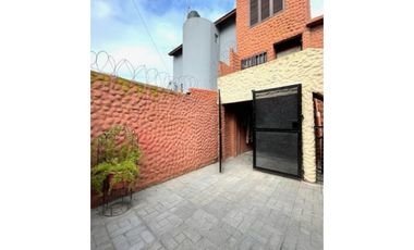 VENTA COMPLEJO DE 4 DEPTOS. FRENTE AL FARO. IDEAL INVERSION.PERMUTA