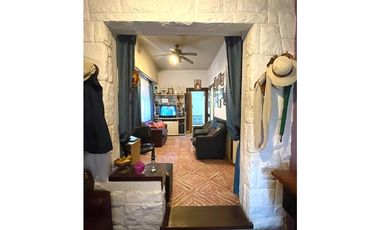 VENTA COMPLEJO DE 4 DEPTOS. FRENTE AL FARO. IDEAL INVERSION.PERMUTA