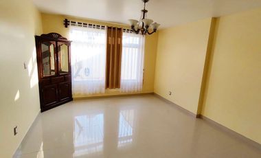 Casa en Renta con 4 habitaciones  Metepec Zona Los Castaños