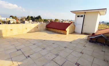 Casa en Renta con 4 habitaciones  Metepec Zona Los Castaños