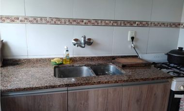 Casa 3amb con parque/ Barrio Los Pinares