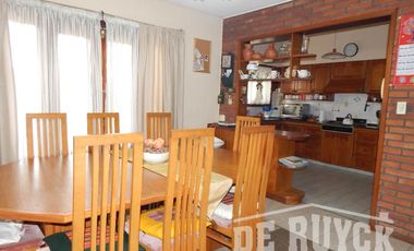 Casa para 2 Familias en venta en Quilmes Oeste