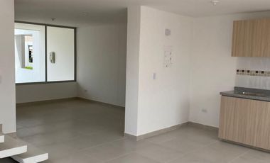casa en venta en urbanizacion colina campestre. Cod V2457
