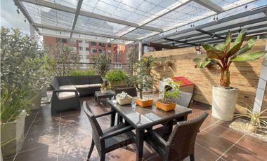 Se vende apartamento con terraza en Cedritos
