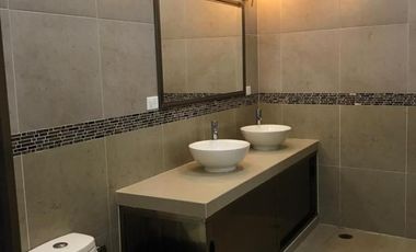 Casa en Venta de 3 recamaras y Alberca en Telchac Puerto