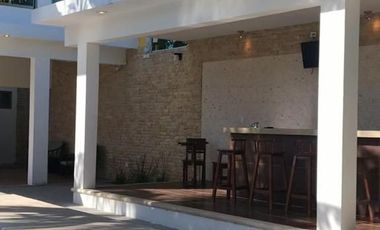 Casa en Venta de 3 recamaras y Alberca en Telchac Puerto