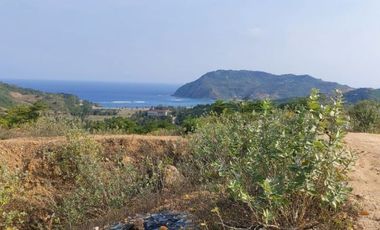 Land in Kuta Mandalika with sea view