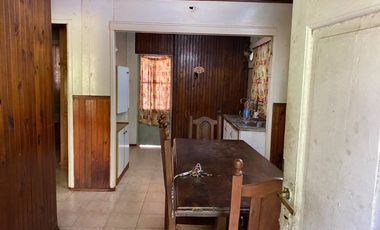 Casa en venta en Quilmes Este