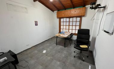 Gran casa de 230 M2. OPORTUNIDAD