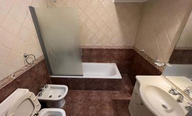Gran casa de 230 M2. OPORTUNIDAD
