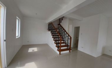 Dana House and Lot For Sale
