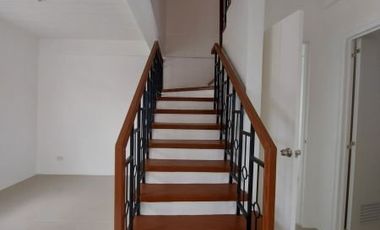 Dana House and Lot For Sale