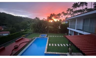 Descubre tu refugio natural perfecto en Manizales!