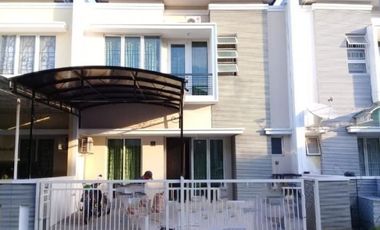 Rumah disewakan di RW 11, Mulyorejo, Mulyorejo, Surabaya, Jawa Timur