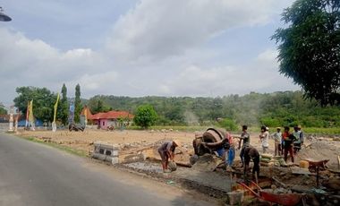 Karta Giri Nirmala 325 jt siap bangun dekat pasar Prambanan Klaten
