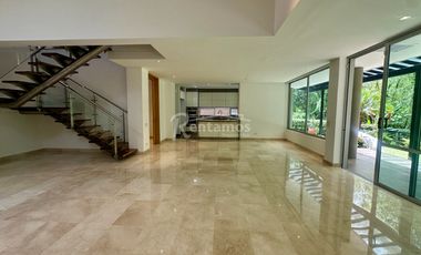 casa en arriendo en loma del atravesado. Cod A776450