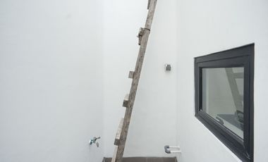 Rumah 2 Lt SHM 10 menit ke RS. Taman Harapan Baru Dibantu KPR J-37501