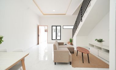 Rumah 2 Lt SHM 10 menit ke RS. Taman Harapan Baru Dibantu KPR J-37501