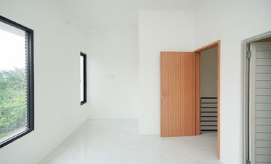 Rumah 2 Lt SHM 10 menit ke RS. Taman Harapan Baru Dibantu KPR J-37501