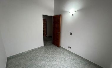 casa en arriendo en loma del barro. Cod A62951
