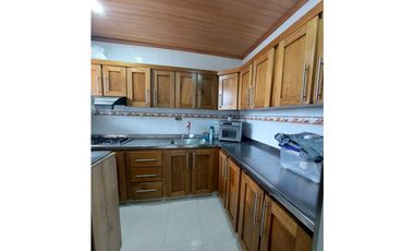 SE VENDE CASA EN BARRIO LAS VIÑAS DE MONTERIA