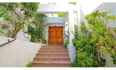Casa en Arriendo Charles Hamilton Las Condes