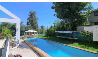 Casa en Arriendo Charles Hamilton Las Condes