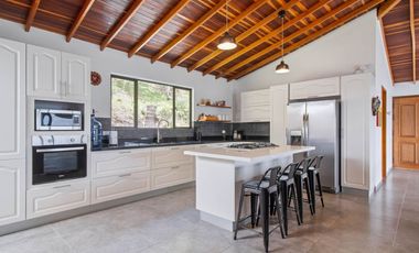casa en arriendo en vereda la miel. Cod A22445