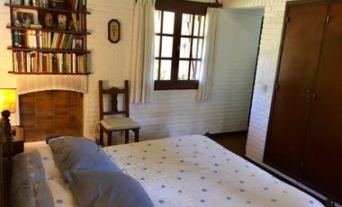 Casa Pinamar Norte a 100  mts de la Playa  Febrero