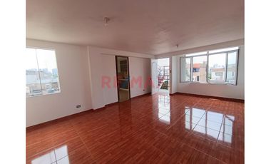 Vendo Espacioso Departamento De 115M2 En Bellavista