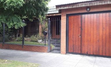 Chalet en venta en Martin Coronado