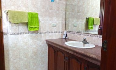 3 Bedroom House for Sale with Maids Quarter in Dumaguete City