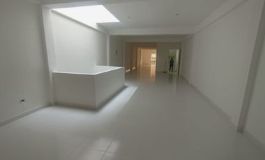 bodega en arriendo en obrero. Cod A9190539