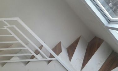 Rumah 2 lantai Jawa timur dengan Type 60/80 desain Mezzanine