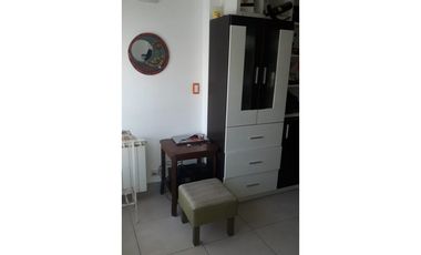 Chalet 4 ambientes. Patio. Quincho. Zona Chauvin.