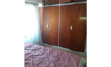 Chalet 4 ambientes. Patio. Quincho. Zona Chauvin.