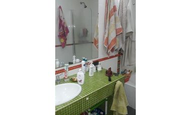 Chalet 4 ambientes. Patio. Quincho. Zona Chauvin.