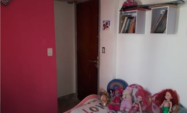 Chalet 4 ambientes. Patio. Quincho. Zona Chauvin.